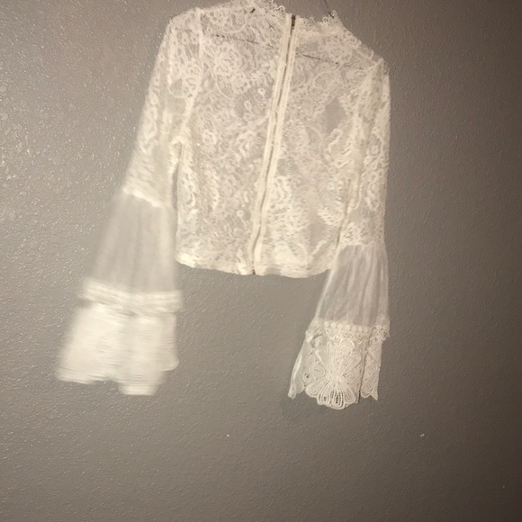 Lace crop top - Picture 3 of 4